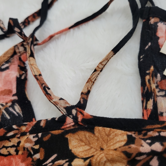 Black and Pink Floral Blouse - Picture 5 of 10